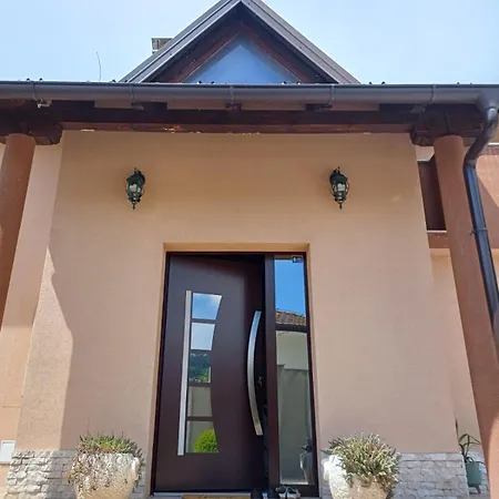 Villa Tayra